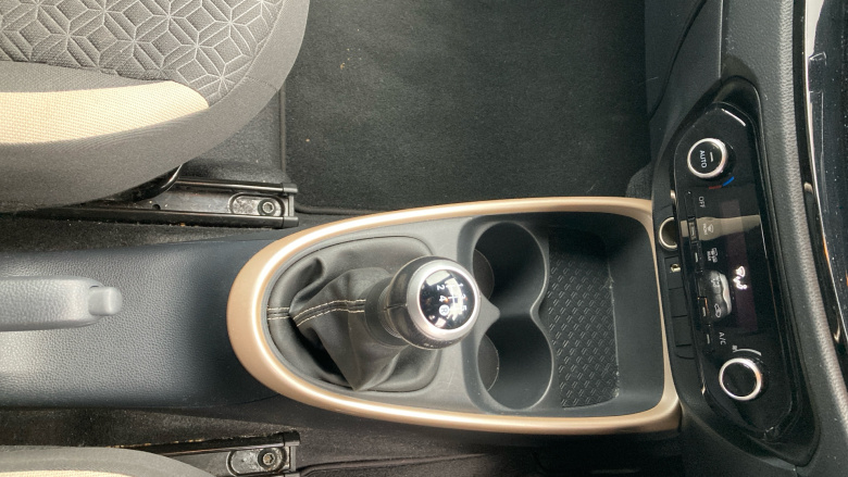 Toyota Aygo X 1.0 VVT-i Edge 5dr Petrol Hatchback